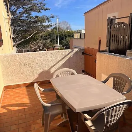 4 Pers Port Les Sablons 3 شقة